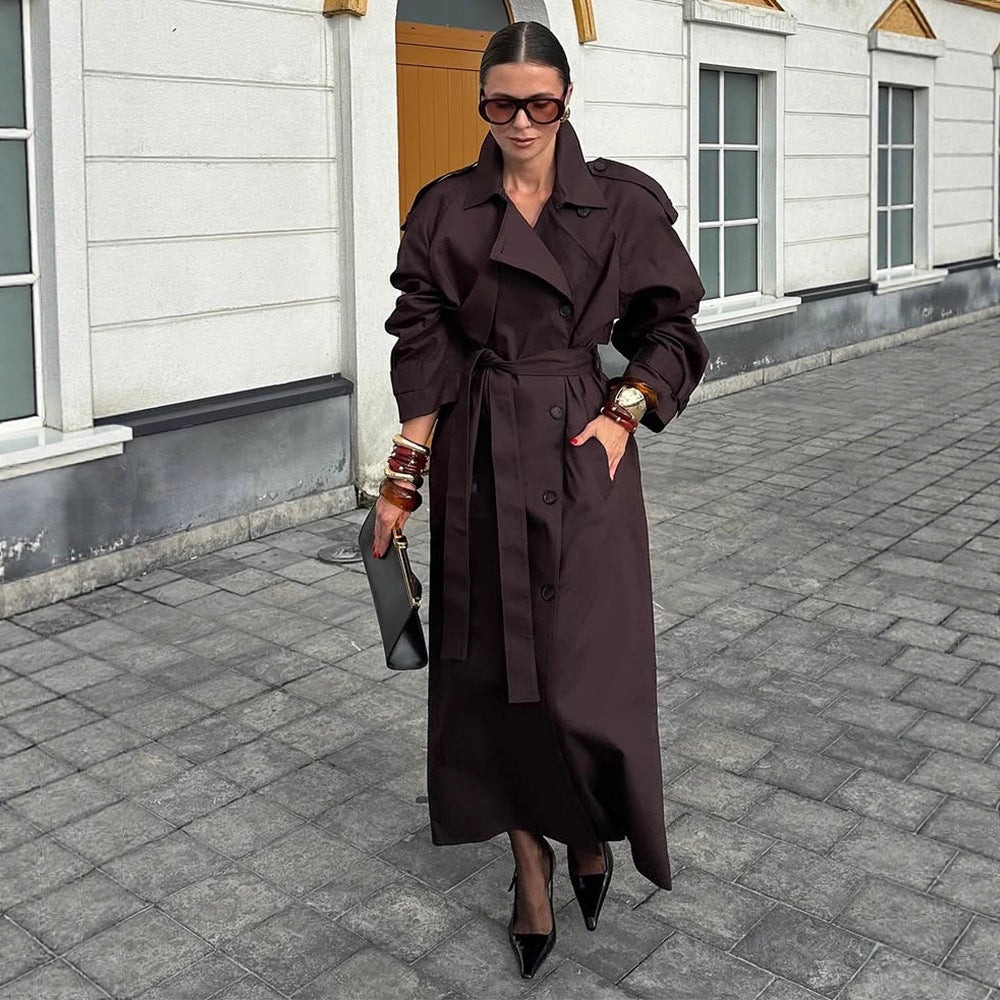 Trendy trench coat for women with belt and voluminous sleeves Lune London