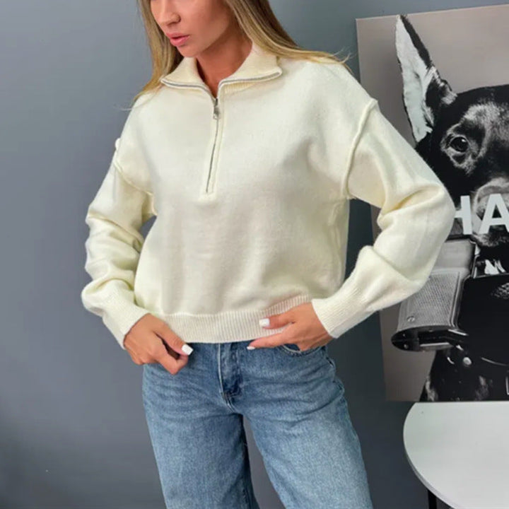 Lune London | Women's fashionable sweater with half zipper and wide sleeves