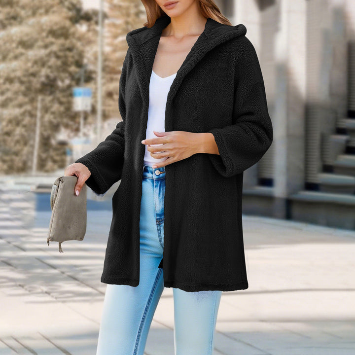 Cozy and stylish women Lune London
