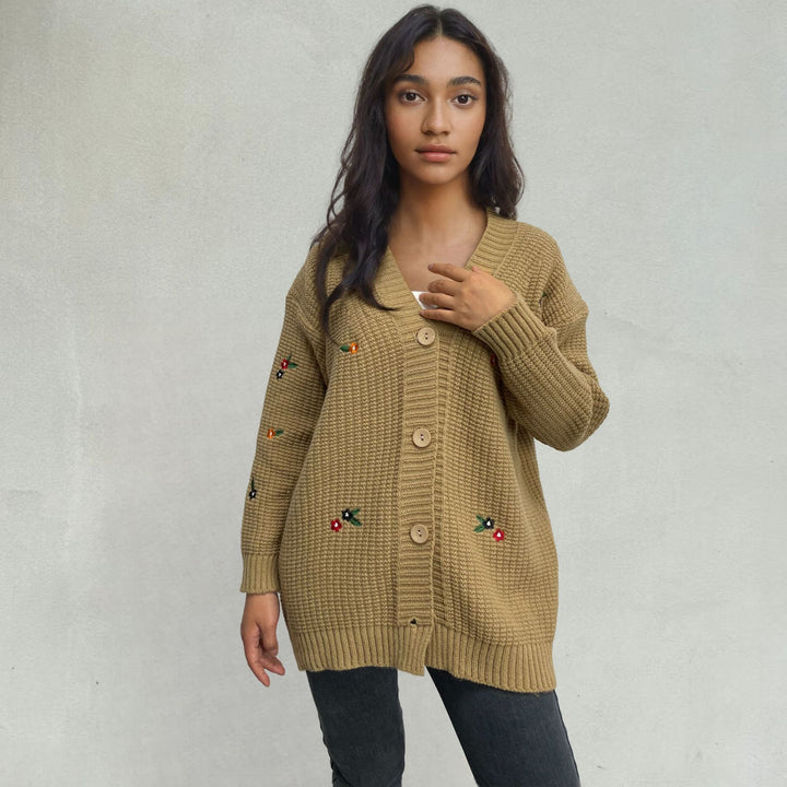 Ladies Thick-Knit Cardigan with 3D Floral Pattern and Comfortable Fit Lune London
