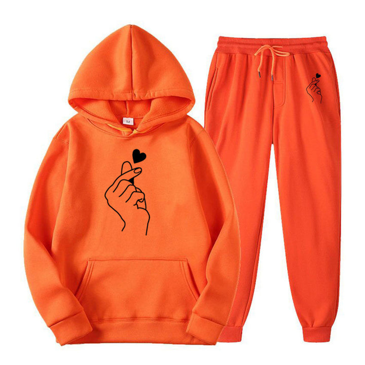 Women's tracksuit with creative heart motif and comfortable fit Lune London