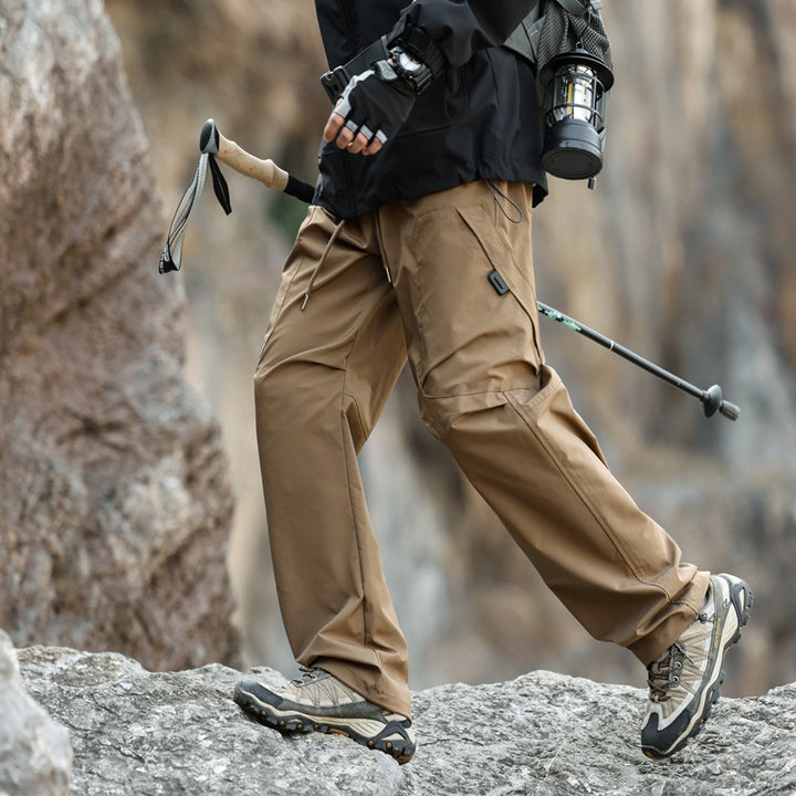 Outdoor Cargo Pants for men with adjustable waist and practical side pockets Lune London