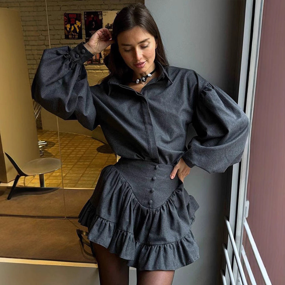 Robe à carreaux joueuse pour femmes avec détails en volants Chic & Stil