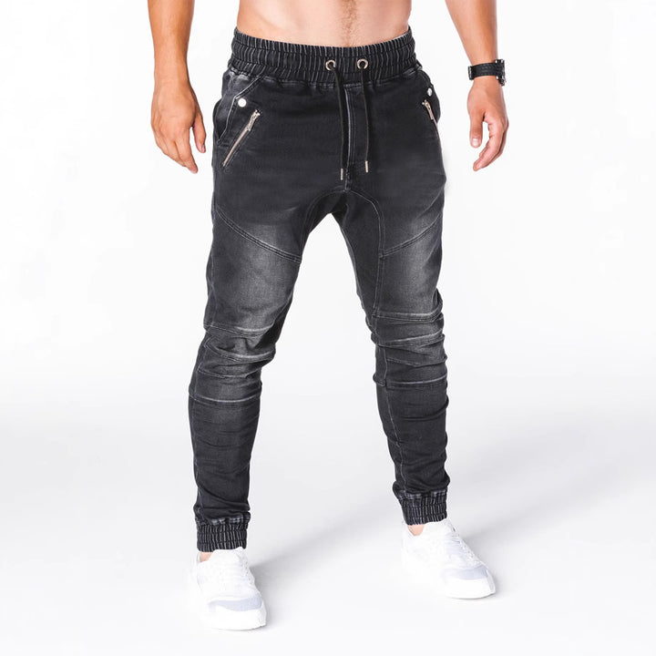 Men's jogger pants in a modern skinny fit with a stretchy cotton blend and sporty details Lune London