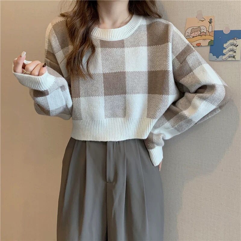 Lune London checkered pattern cropped sweater for ladies