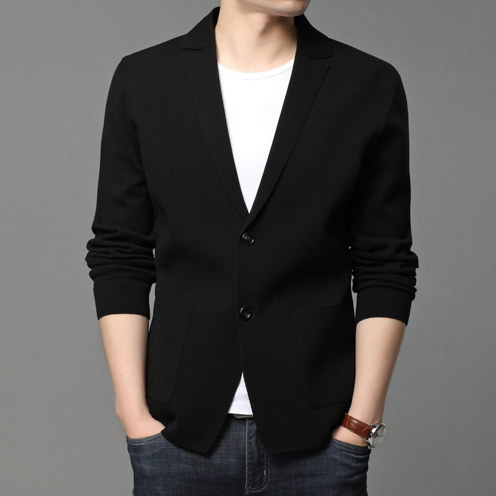 Fashionable knitted men's jacket with elegant buttons and practical pockets Lune London