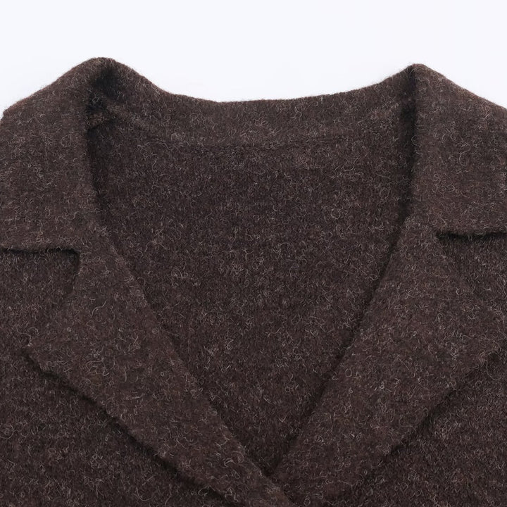 Blazer en tricot tendance pour femmes avec des revers élégants Chic & Stil