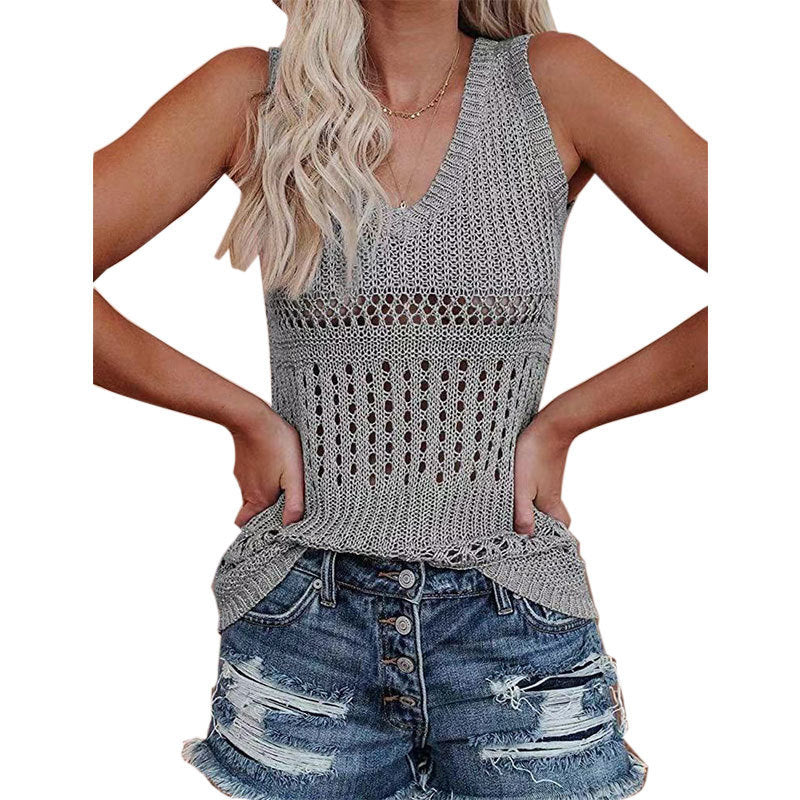Women's knit top with a versatile diamond pattern Lune London