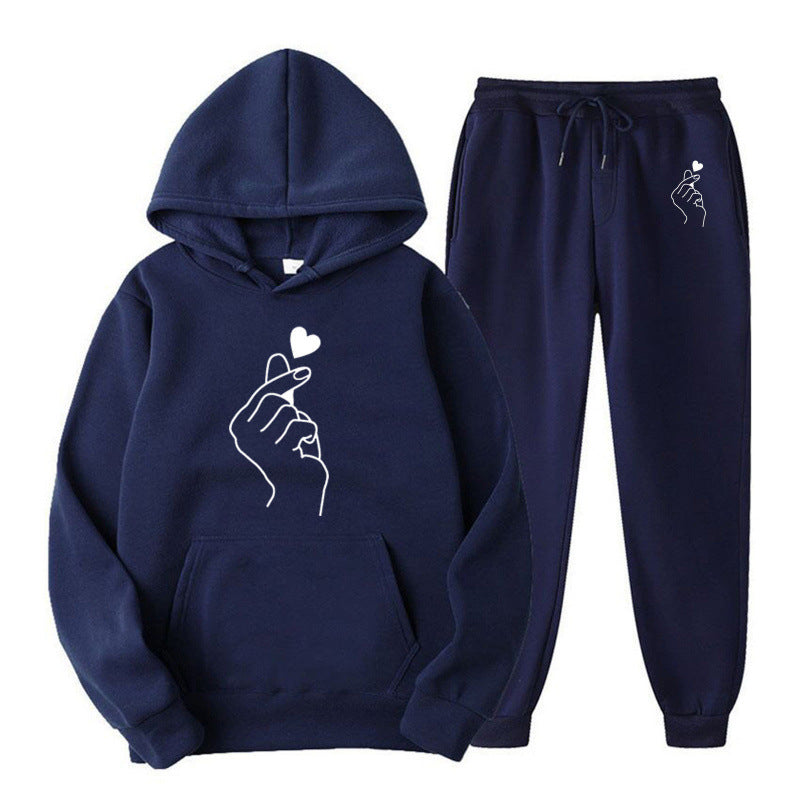 Women's tracksuit with creative heart motif and comfortable fit Lune London