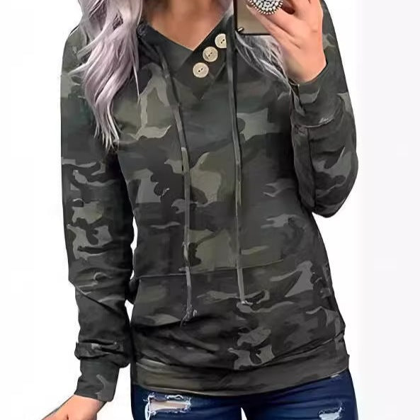 Casual hoodie for women with button details and modern camouflage pattern Lune London