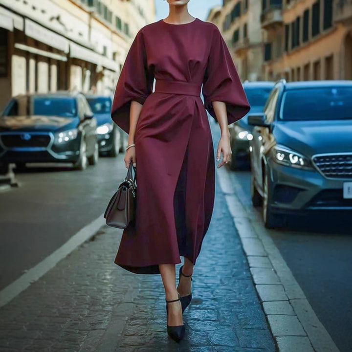 Maxi dress for women with voluminous sleeves and a stylish belt Lune London