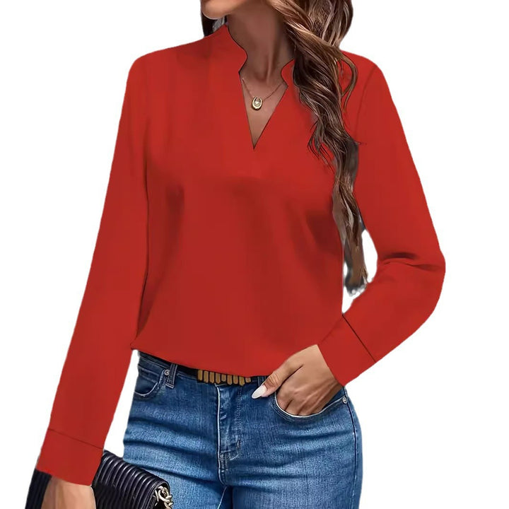 Women's blouse with V-neck and elegant design Lune London