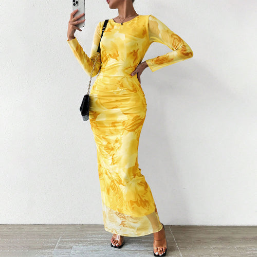 Elegant maxi dress for women with floral pattern and long cut Chic & Stil