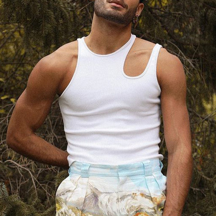Men's sleeveless sport tank top with a modern design Lune London
