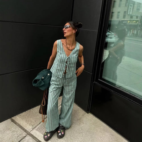 Wide striped pants for women with elastic waistband and tie belt Lune London