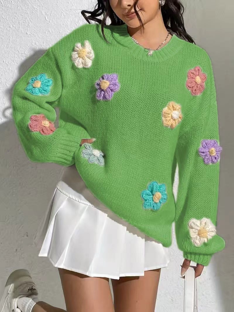Woman oversized sweater embroidered with flowers Lune London
