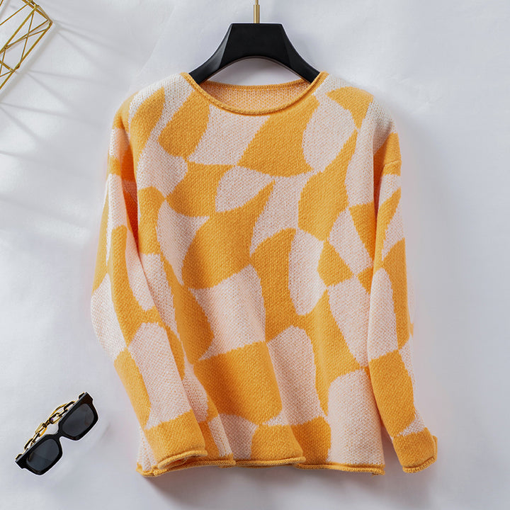 Knitted sweater for women with modern pattern and casual fit Lune London