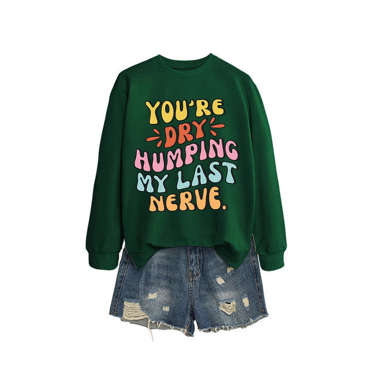 Sweat-shirt femme avec slogan de bande dessinée joyeux et coupe décontractée Chic & Stil