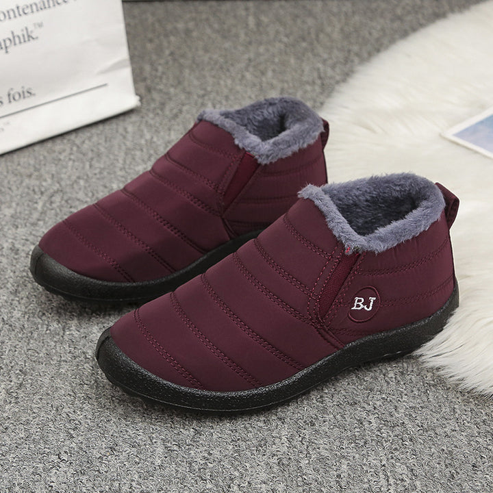Casual ankle boots for women lined with non-slip sole and practical zipper Lune London