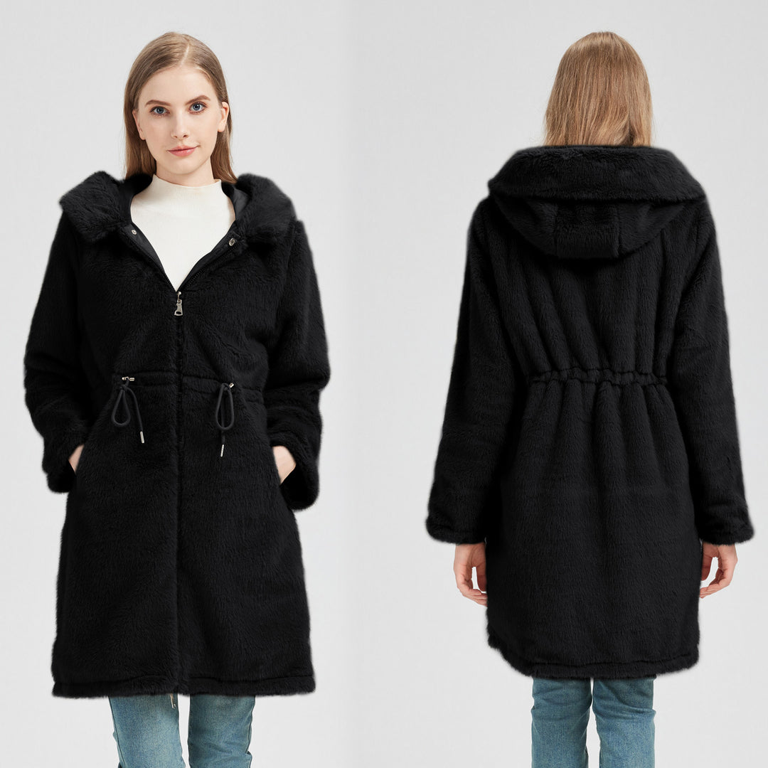 Elegant and warm women's parka with removable faux fur collar and practical lace details Lune London