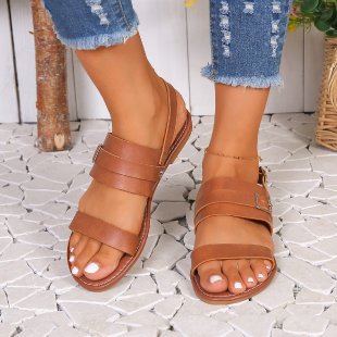 Women’s strappy sandals with adjustable buckle closure and ergonomic sole Lune London