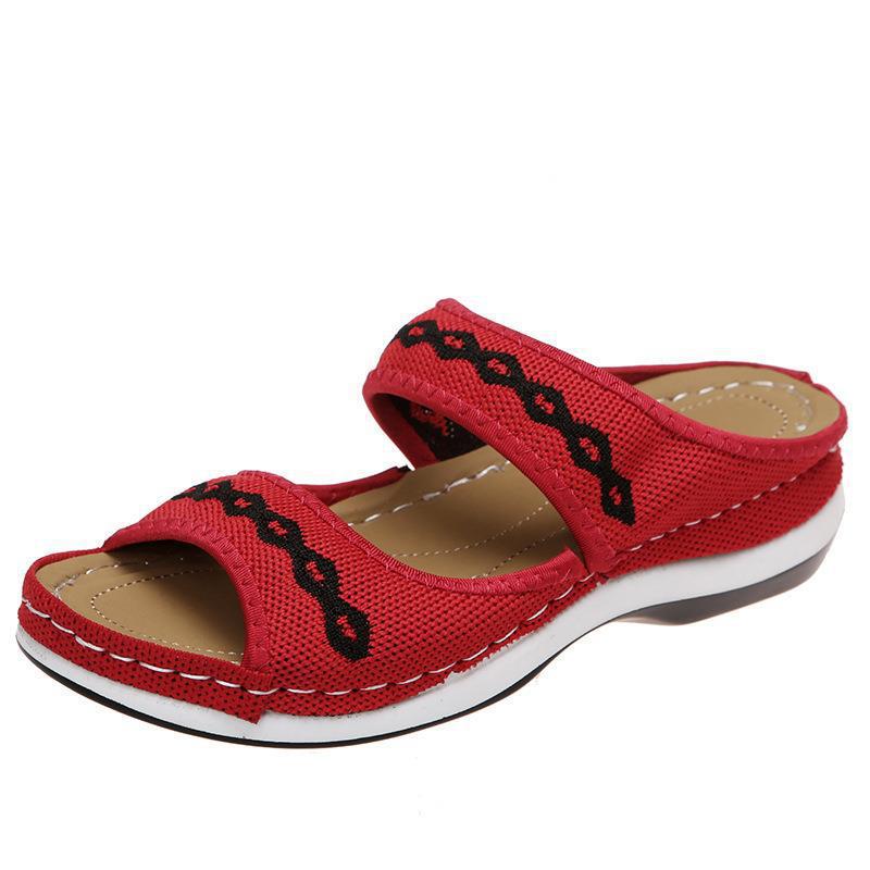 Comfort boots for women with adjustable straps and a breathable material upper Lune London