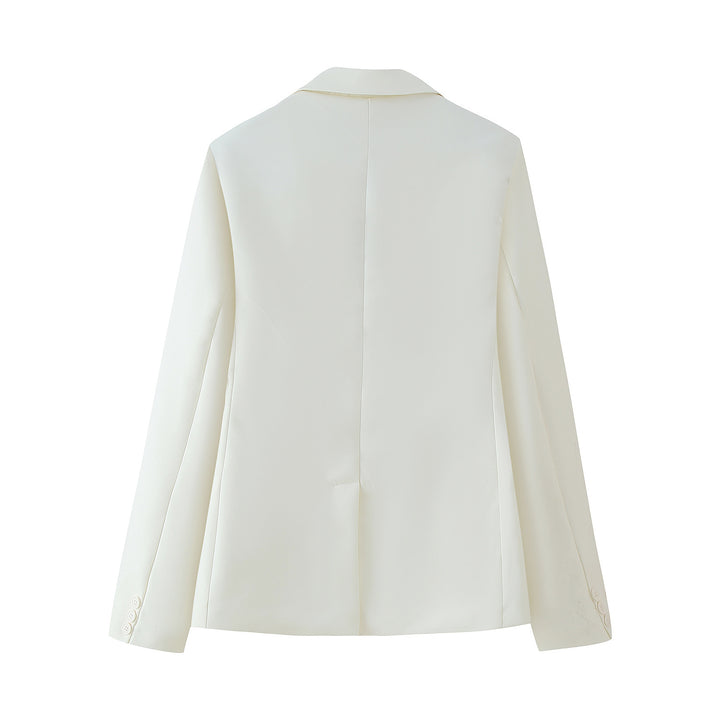 Elegant blazer jacket for women with a fitted cut and modern details Lune London
