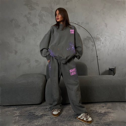 Casual set for women, oversized, with a loose hoodie and comfortable jogging pants Lune London