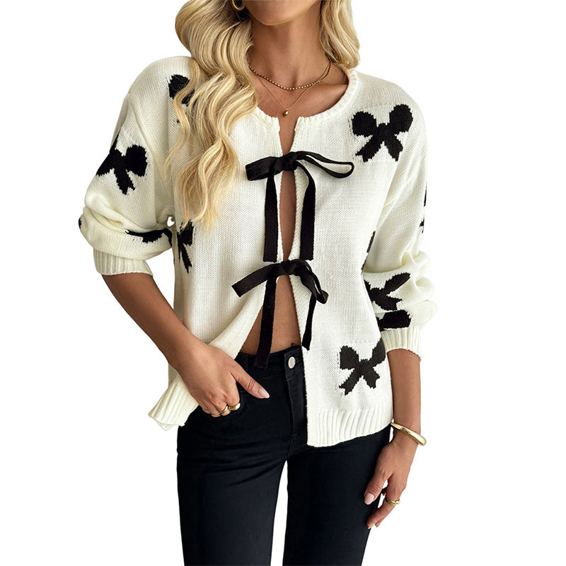 Women's sweater with knot pattern and comfortable fit Lune London