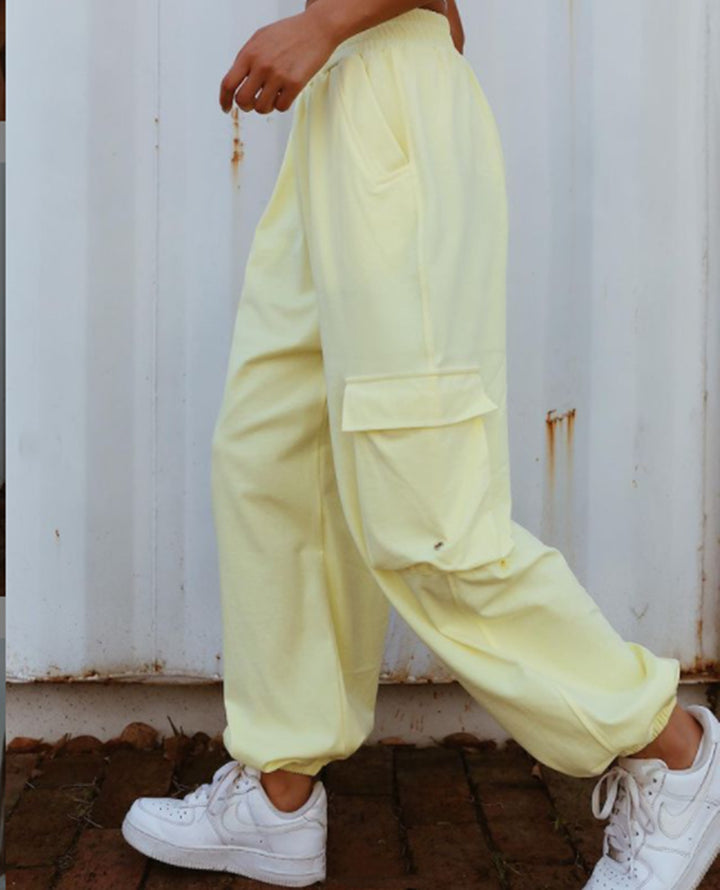 Fashionable women's cargo pants with elastic waist and practical pockets Lune London