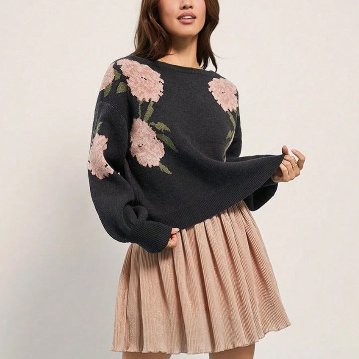 Casual knitted sweater for women with floral design Lune London