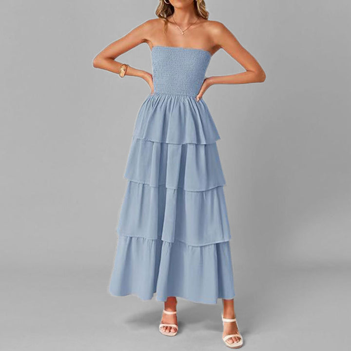 Robe maxi femme avec design à épaule dénudée et jupe volumineuse à volants Chic & Stil