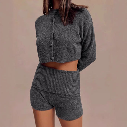 Lune London women's short knit sweater with round neckline and button closure