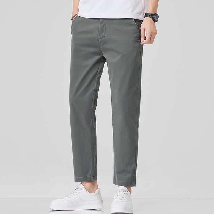 Men's chino pants with a relaxed fit and practical side pockets Lune London