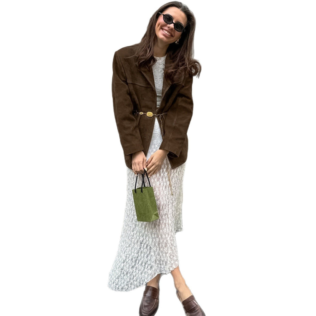 Elegant suede jacket for women with practical pockets Lune London