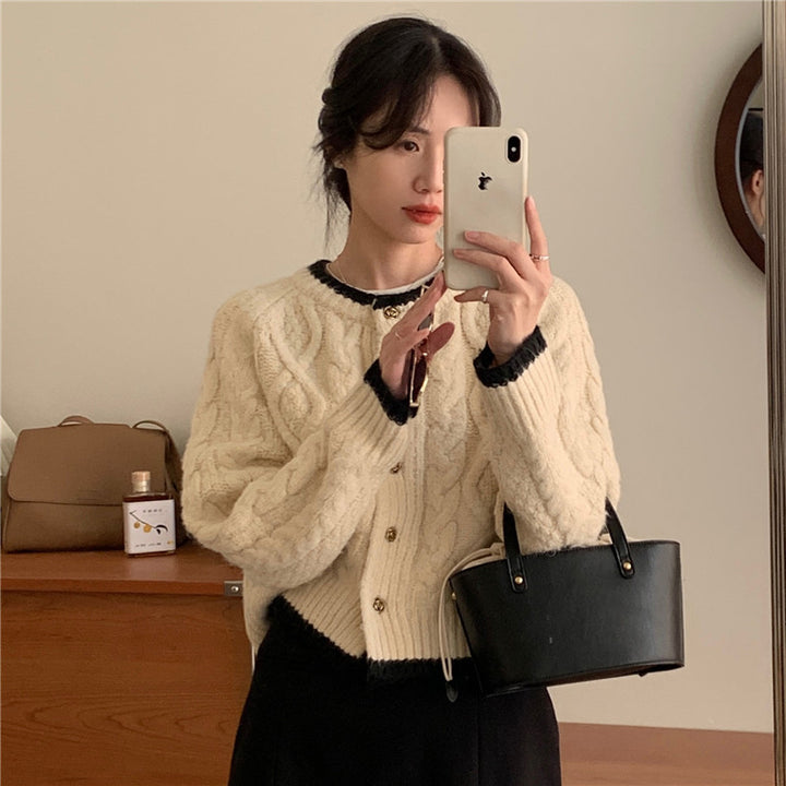 Women's knit jacket with cable design and contrasting details Lune London