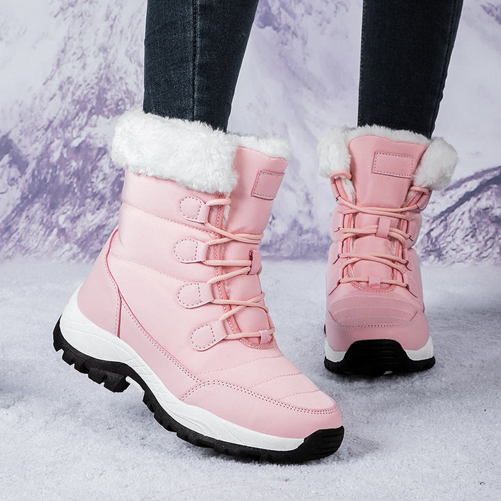 Women’s winter boots with insulating lining and non-slip sole Lune London 1759517081