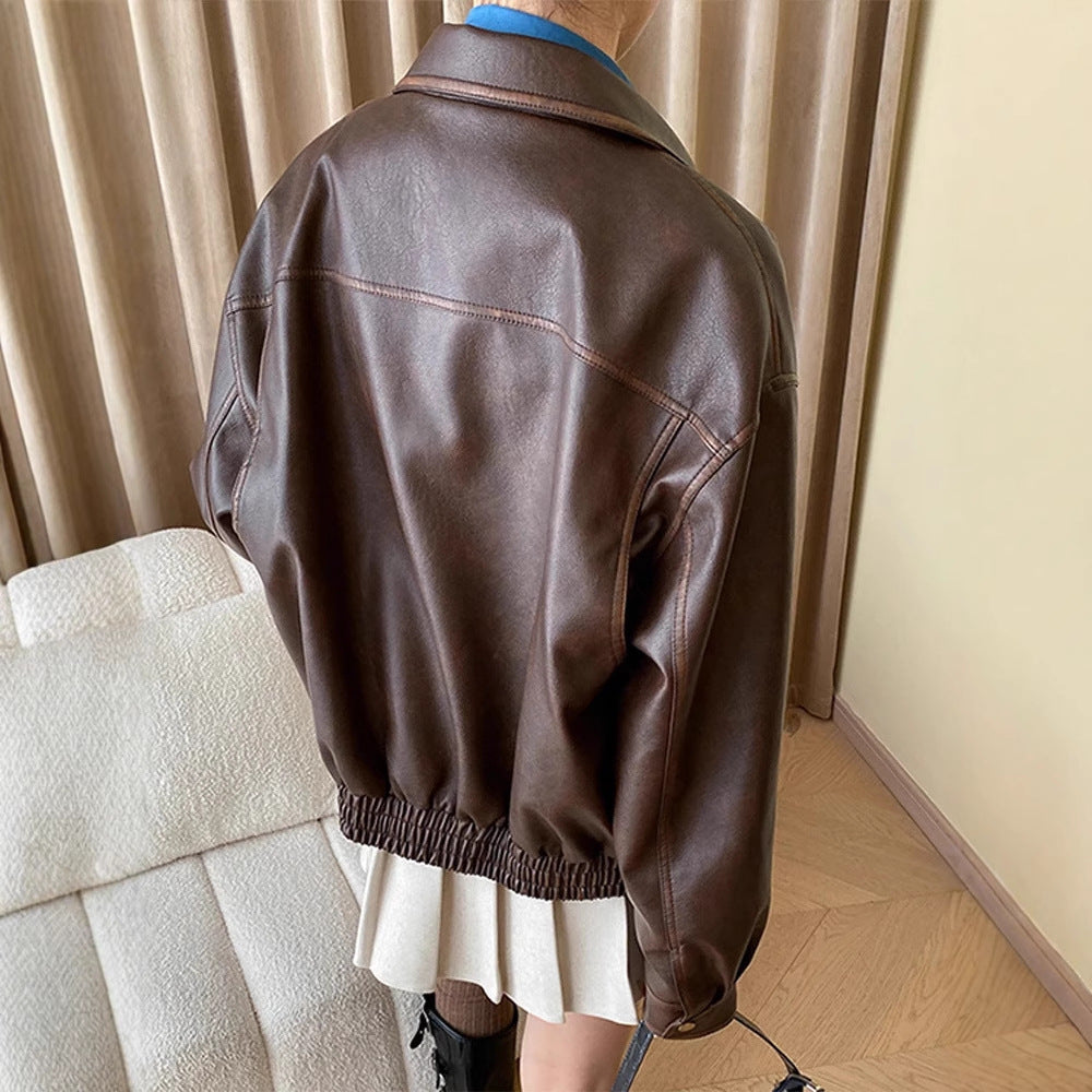 Synthetic leather jacket for women with practical pockets and trendy cut Lune London