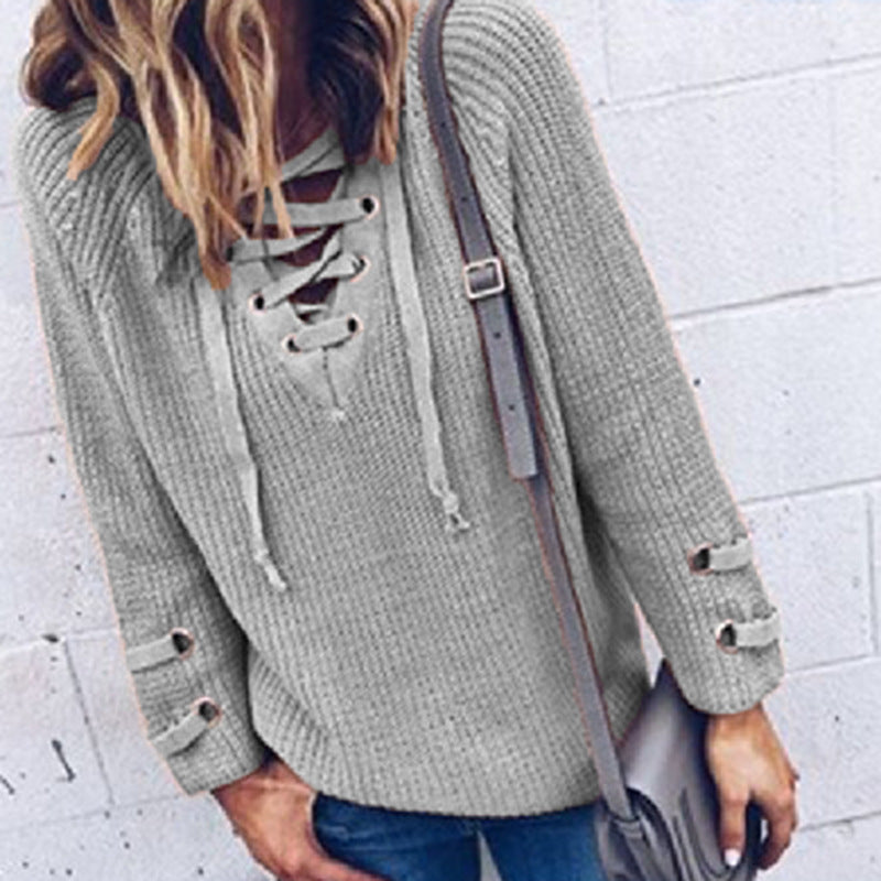 Casual knit sweater for women with decorative lace design and loose sleeves Lune Londonl