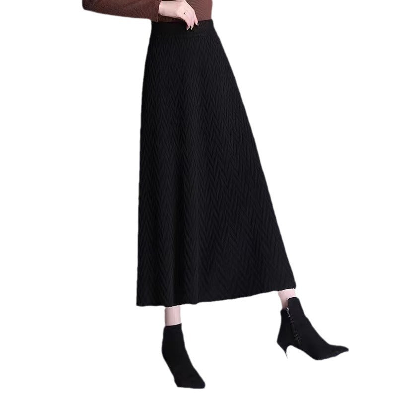 Maxi skirt for women with decorative braid pattern and elastic waistband Lune London