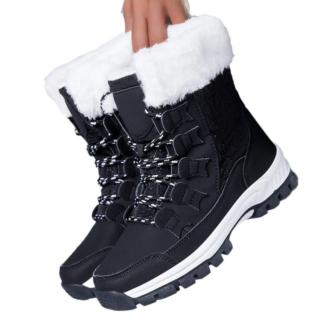 Insulated winter boots for women with non-slip sole and soft inner lining Lune London