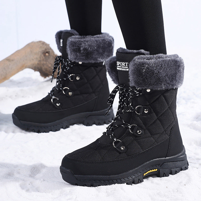 Winter boots for women with non-slip sole and warm inner lining Lune London