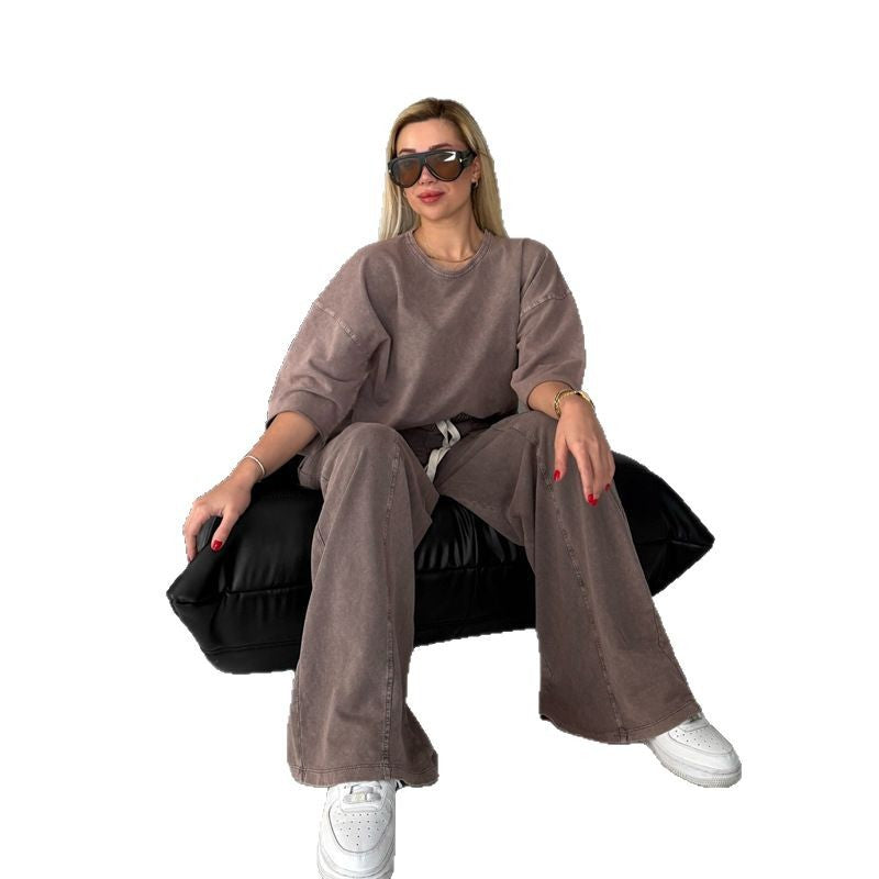 Casual cotton set for women with a loose fit and elastic waistband Lune London