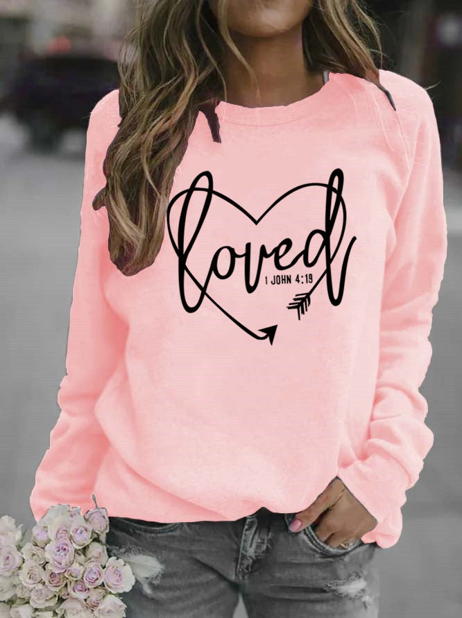 Sweatshirt pour femmes avec imprimé en forme de cœur et message inspirant Chic & Stil