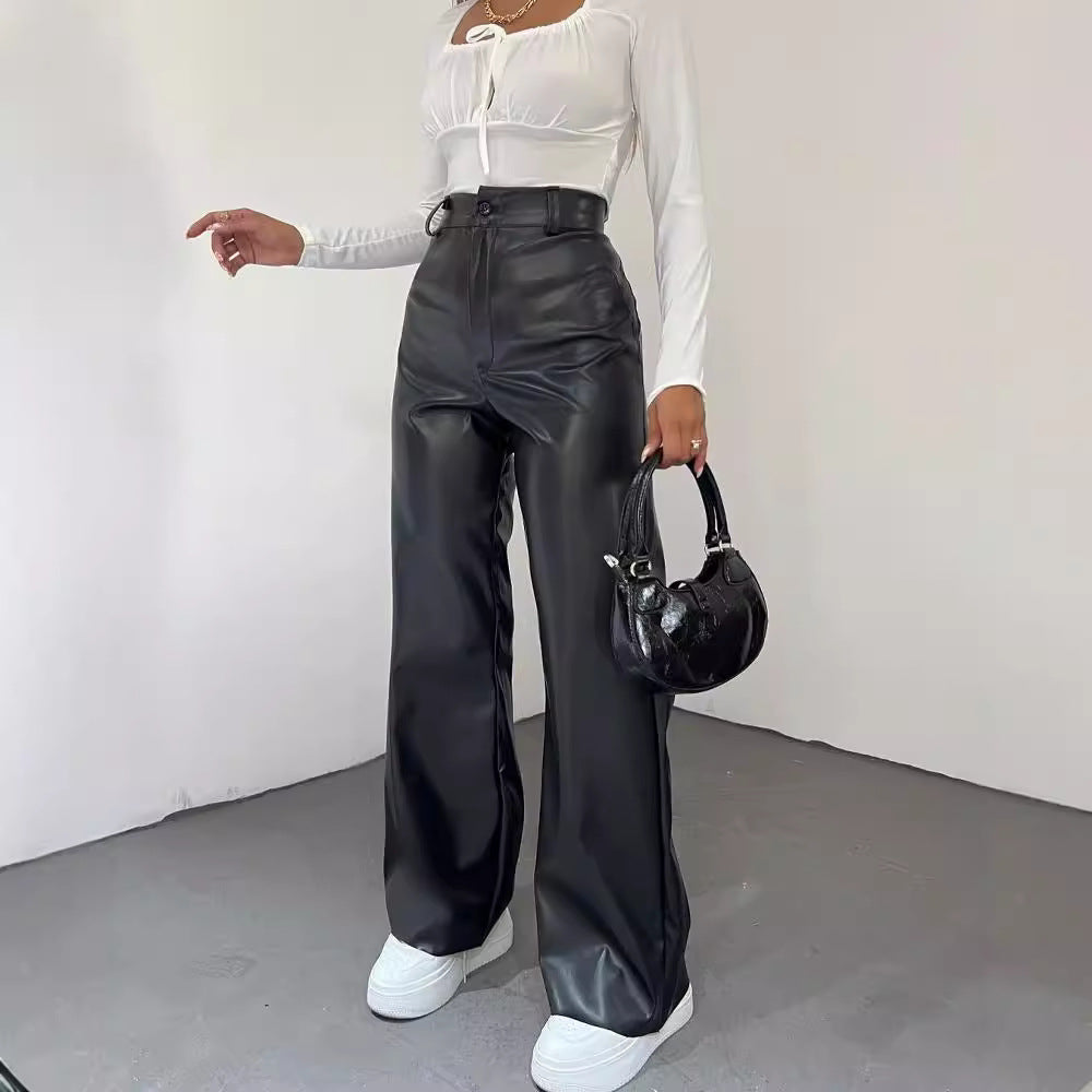 High-waisted wide-leg pants for women in lightweight material with an elegant cut Lune London