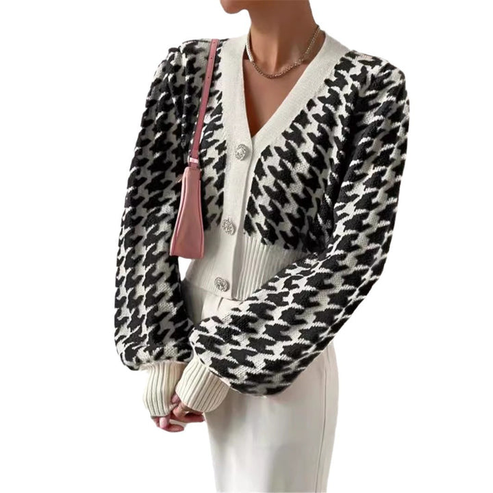 Knit jacket for women with a modern houndstooth pattern Lune London
