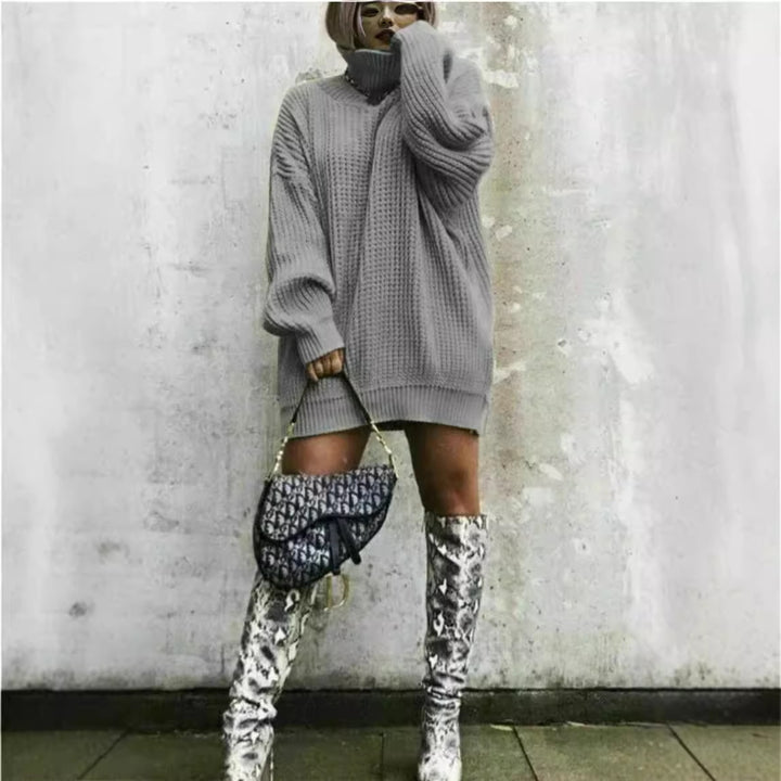 Oversized knit sweater for women with high collar and honeycomb pattern Lune London