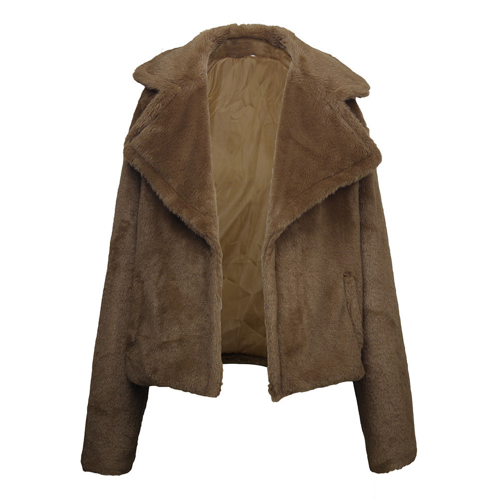 Ladies Cozy Fleece Jacket with Folded Collar and Chic Side Seams