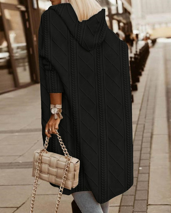 Veste à capuche pour femmes avec surface en rib structuré Chic & Stil