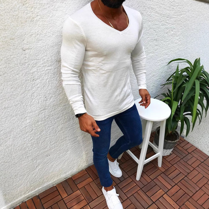 Men's fitted cotton t-shirt with V-neck Lune London